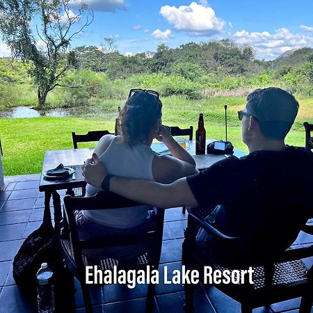 Ehalagala Lake Resort Sigiriya Exteriör bild