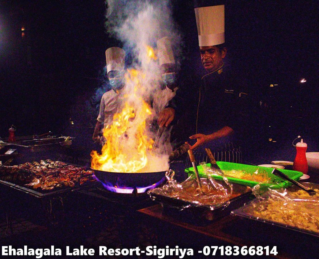 Ehalagala Lake Resort Sigiriya Exteriör bild